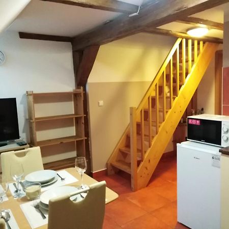 Penzion U Dvojice Nove Mesto na Morave Exterior photo