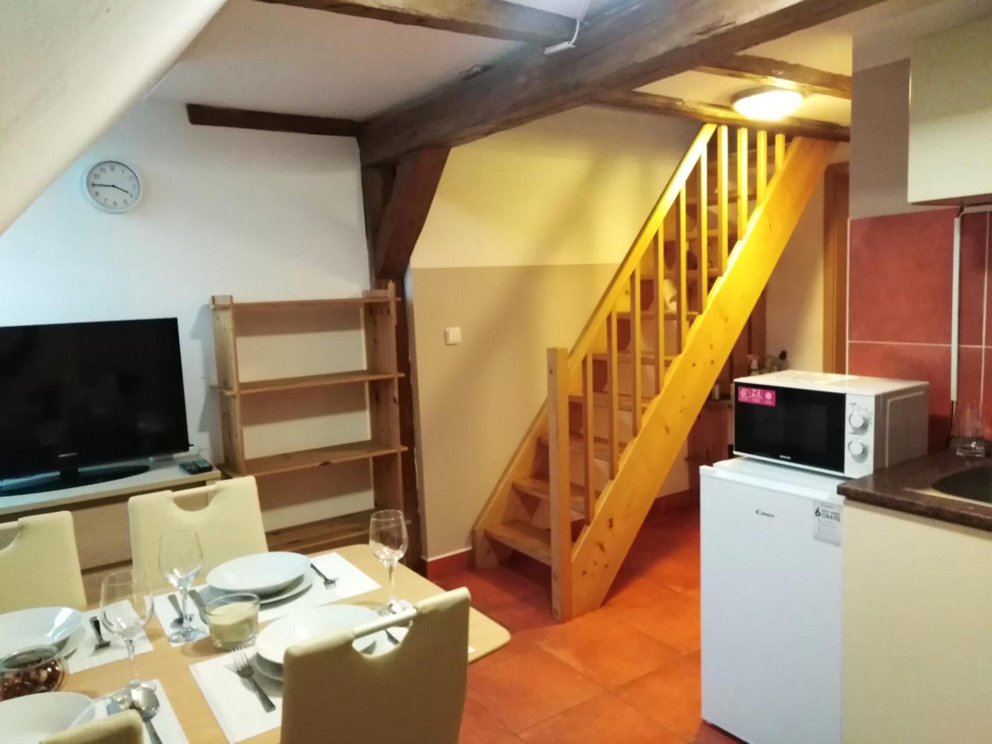 Penzion U Dvojice Nove Mesto na Morave Exterior photo