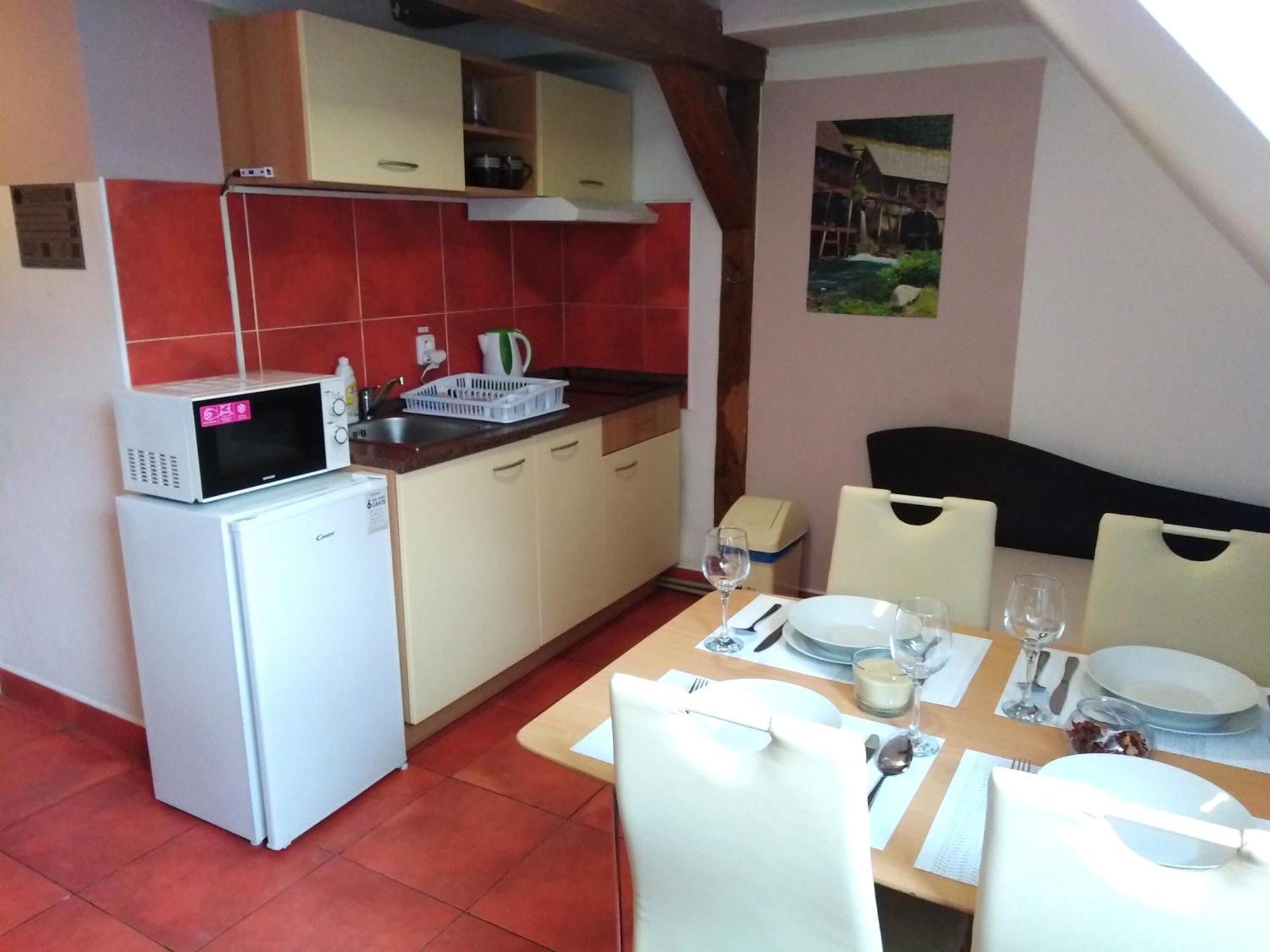 Penzion U Dvojice Nove Mesto na Morave Exterior photo